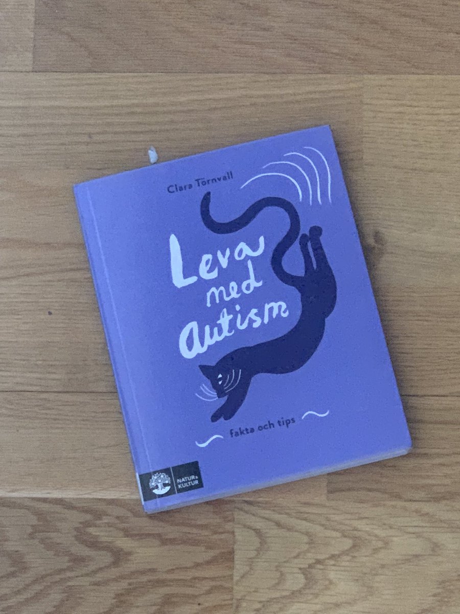 Hon som dricker te tweet media