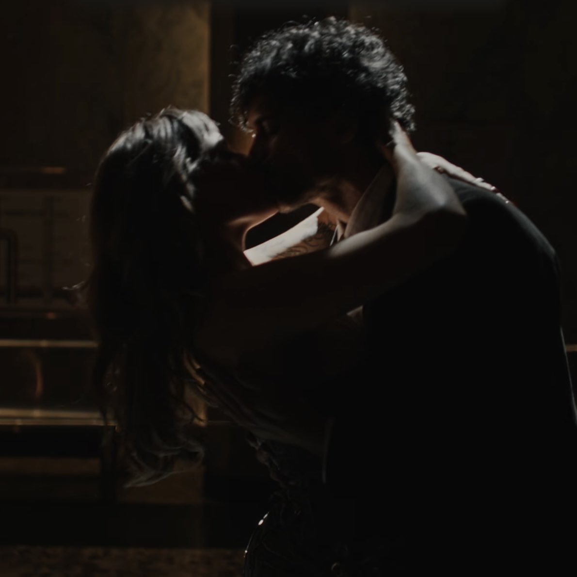 annalynne tweet media