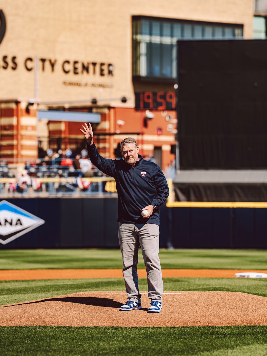 Toledo Football tweet media