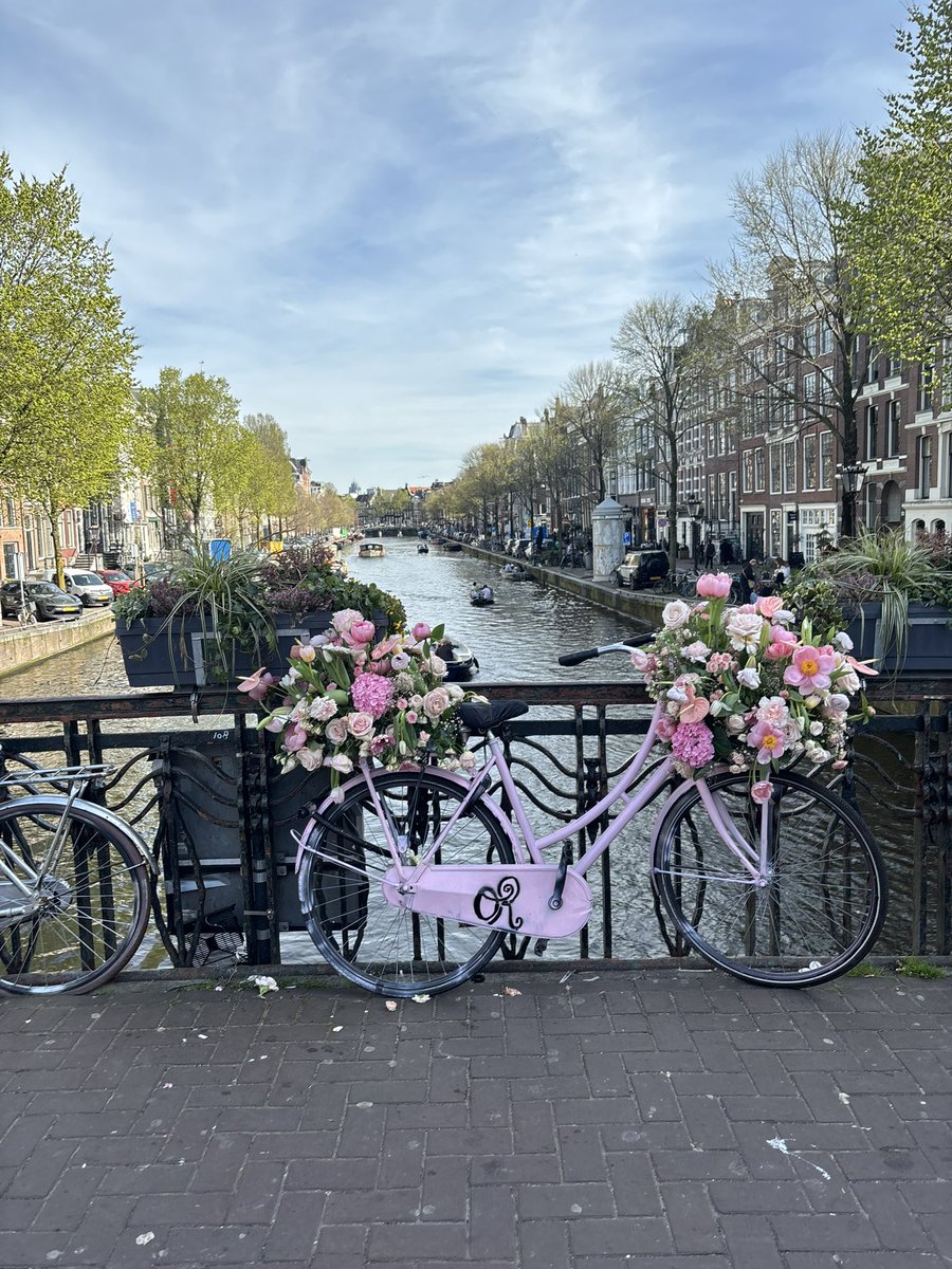 SPOTTEDDD! this promo this era is insane <a href="/LiviesHQ/">olivia’s livies 🩷</a> <a href="/oliviarodrigo/">Olivia Rodrigo</a> #or3