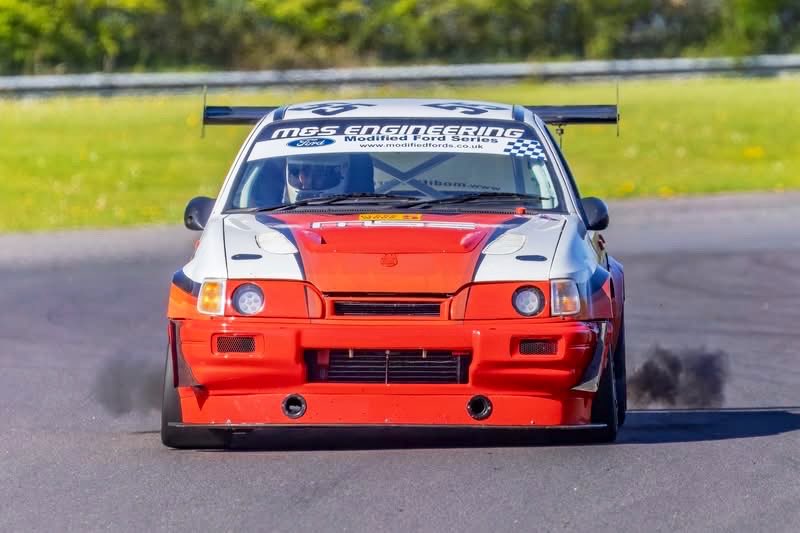 Thundersaloons's tweet photo. ๐ Spotted: Weekend Round-Up
Davies does the double ๐ด๓ ง๓ ข๓ ท๓ ฌ๓ ณ๓ ฟ
๐๐ Jason Davies took his potent Ford Sapphire Cosworth to a double race win in the Welsh Sports & Saloons championship at Castle Combe ๐
#CastleCombeCircuit | #WSSCC
{๐ธยฉ๏ธRKG Photography} https://t.co/AipF6zqhGe