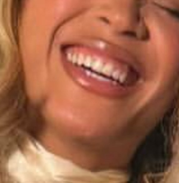 𝘽𝘼𝙍𝘽 𝙒𝙍𝙄𝙏𝙀𝙍 🖊️ tweet media