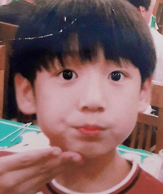 jjksamore's tweet photo. jungkook is my baby forever 😭🫂🤍 https://t.co/arANzBv343