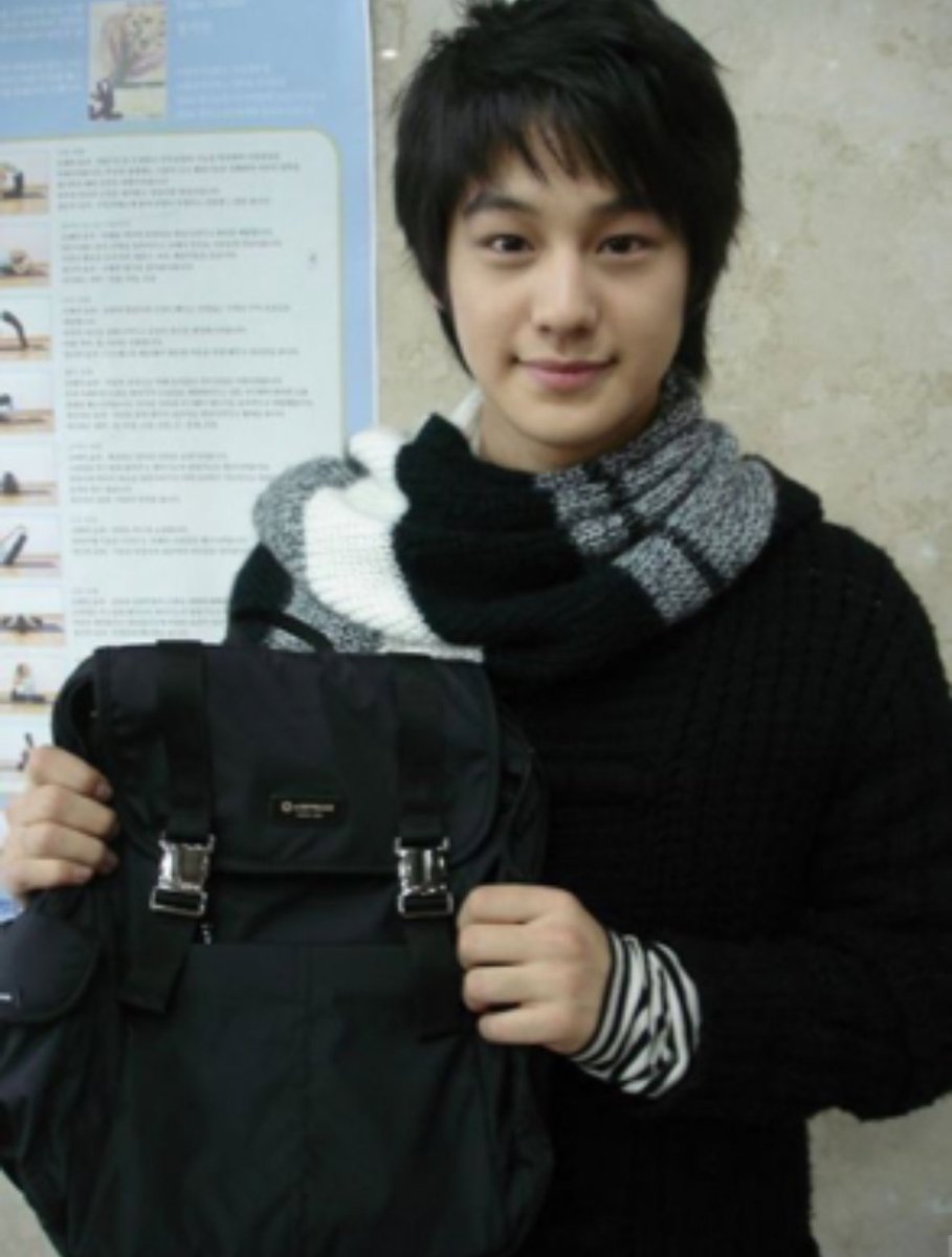 김범 취향계 (@beom_7777) on Twitter photo 