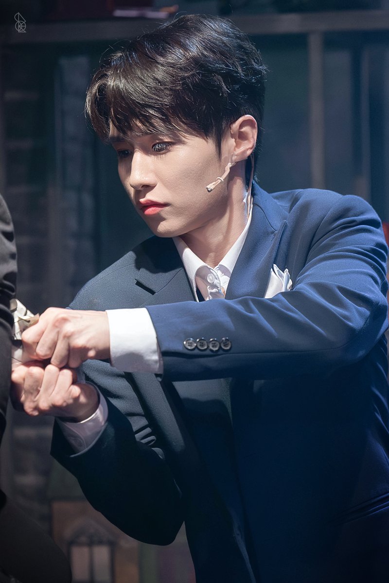 Oвєℓιѕк tweet media