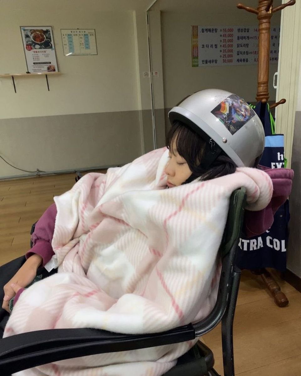 สุขสันต์วันเกิดนะจิ๋ว ขอให้เป็นปีที่ 31 ที่มีแต่ความสุขในทุกๆวันและแข็งแรงมากๆ เชื่อว่าดามีกำลังใช้ชีวิตได้อย่างมีความสุขมากๆ คิดถึงเท่าโลกเลย <3