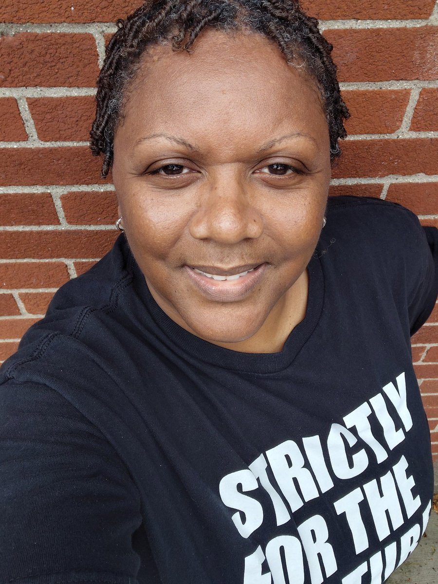 renew_lporter08's tweet image. I am allowed to be both a masterpiece and a work in progress. Why you ask? Because I have the power to change my story one chapter at a time.  #affirmations