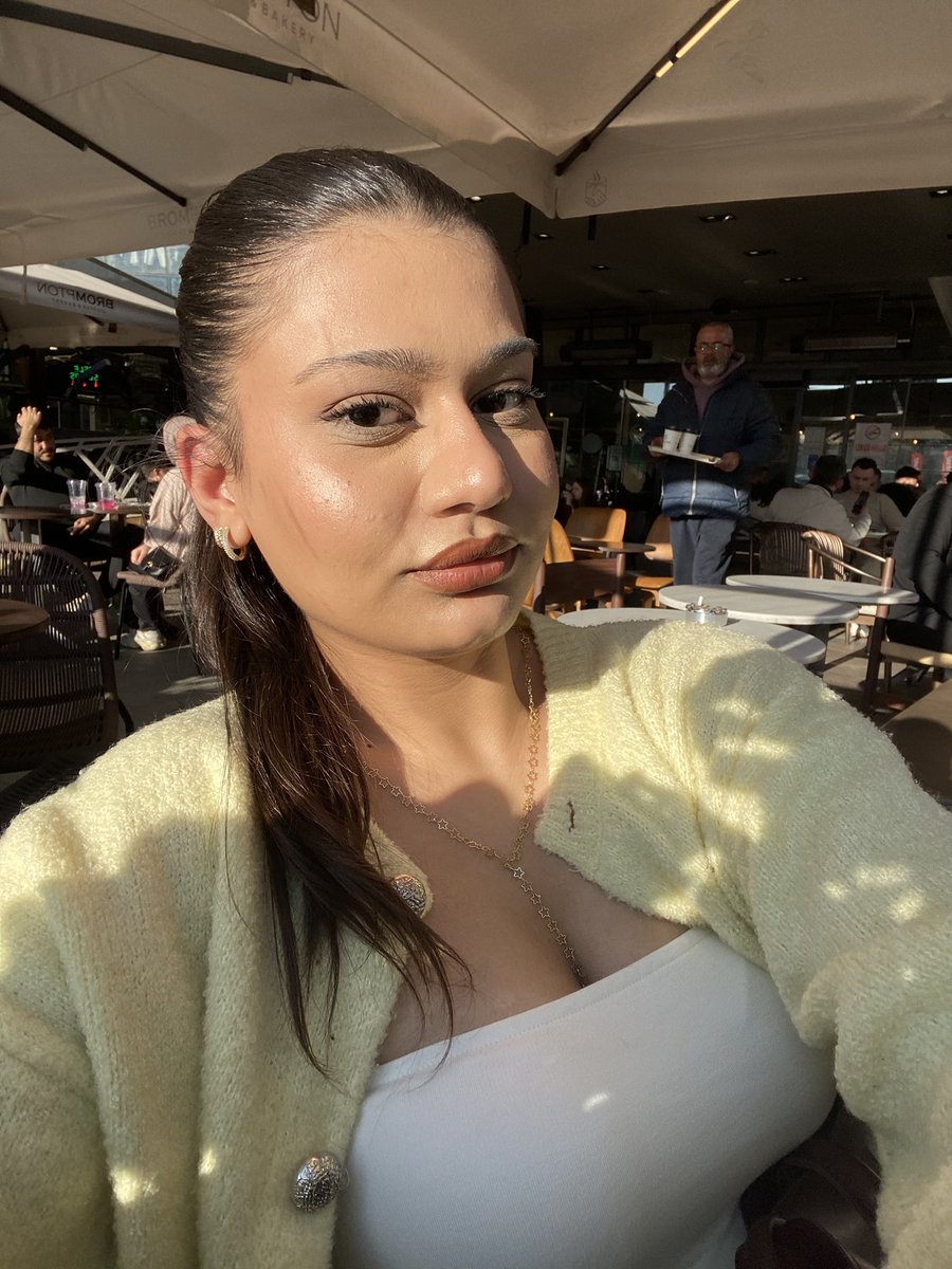 kanadı kırık dinazor tweet media