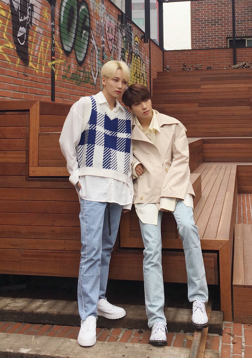 🍓🍒🐈⬛ tweet media