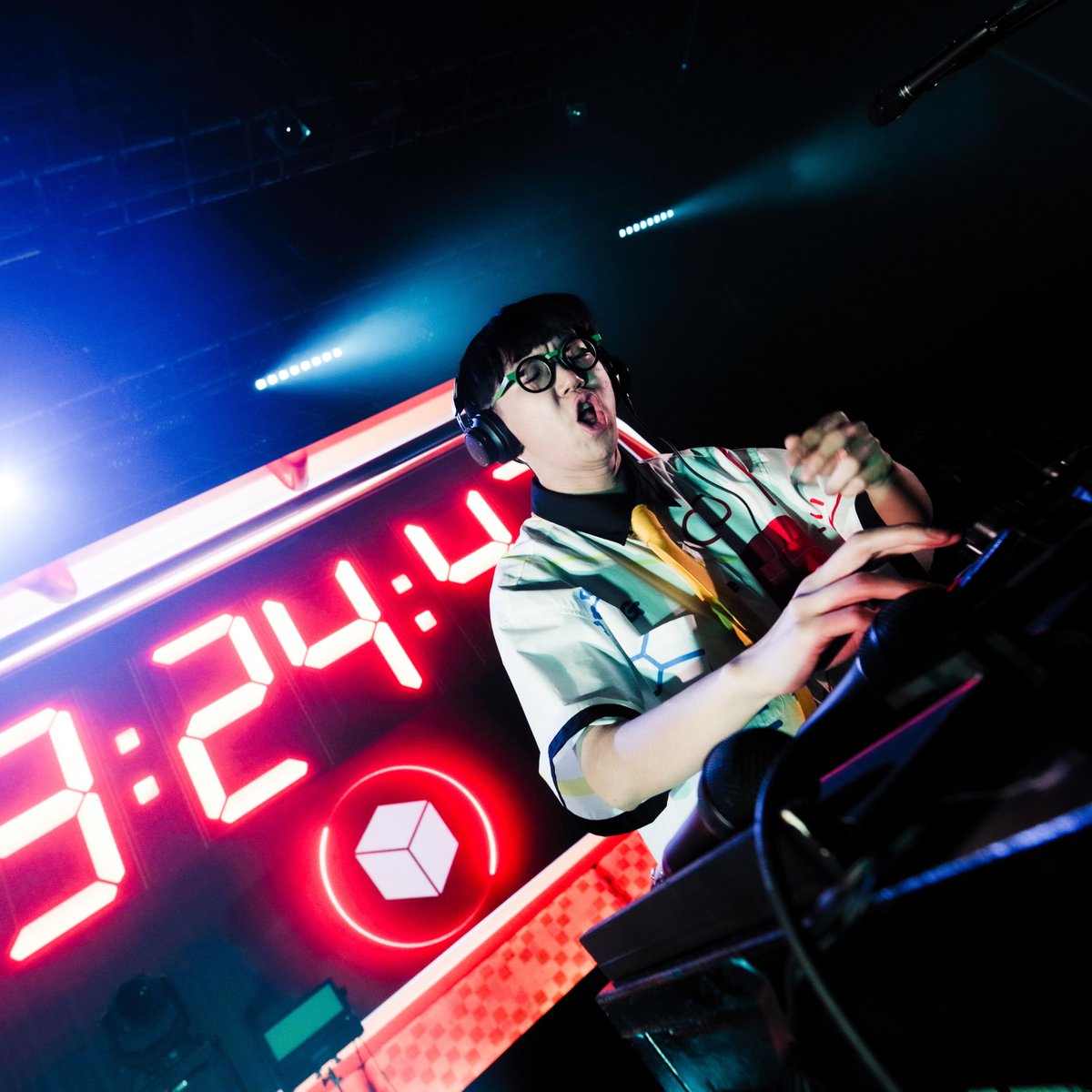 <SO-SO SPINS TOKYO>

僕の人生で一番最高のライブでした。

みんな本当に来てくれてありがとう。

#SOSOSPINSTOKYO