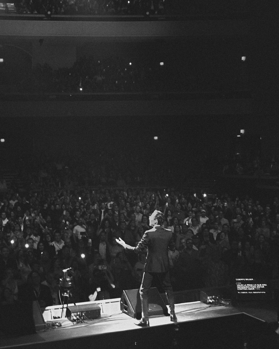 Marc Anthony tweet media