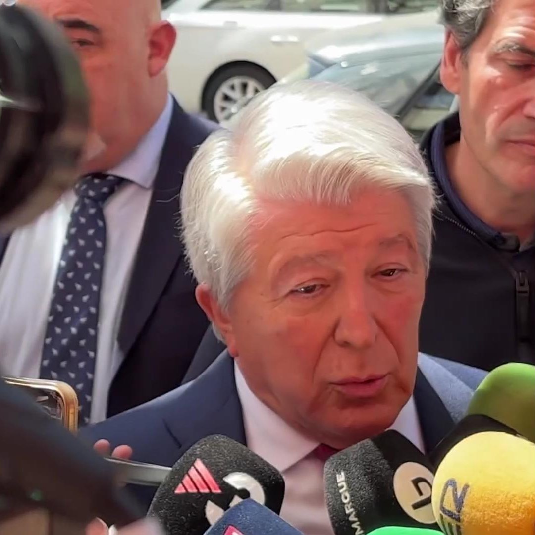 FCB World tweet media