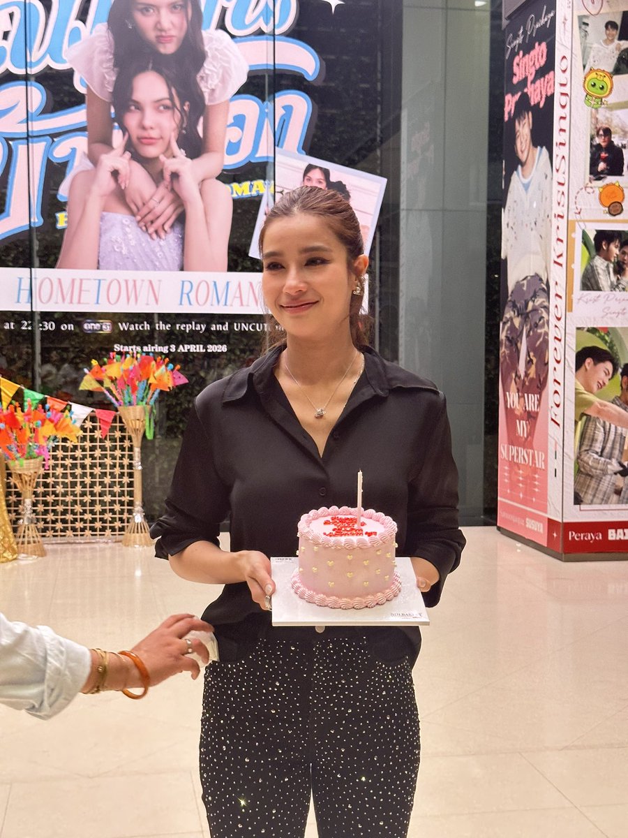 𝗷𝗲𝗹𝗹𝘆𝗺𝗼𝗼𝗻𝗶𝗲 🕊️ tweet media