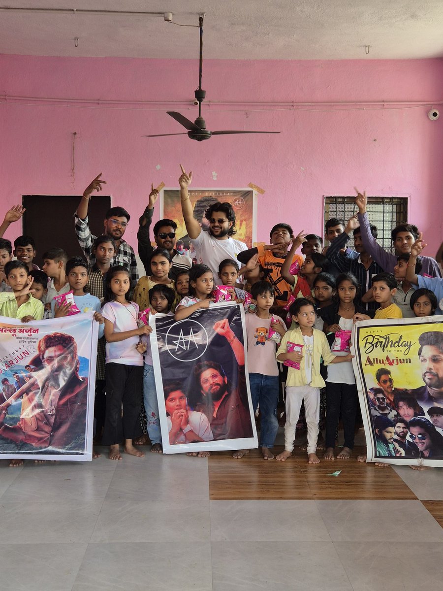 HAPPY BIRTHDAY 💥🎂❤️‍🔥  StylishStar <a href="/alluarjun/">Allu Arjun</a> anna 
.
Birthday Celebration and love from 
ALLU ARJUN Fans Association Hingoli  Maharashtra 431513
.
#HappyBirthdayAlluArjun 
#AA22 #AlluArjun <a href="/imsarathchandra/">Sarath Chandra Naidu</a>
<a href="/TeamAAOfficial/">Team Allu Arjun</a> <a href="/MaharashtraAAFC/">Maharashtra AlluArjun FC</a>  #AA22×A6