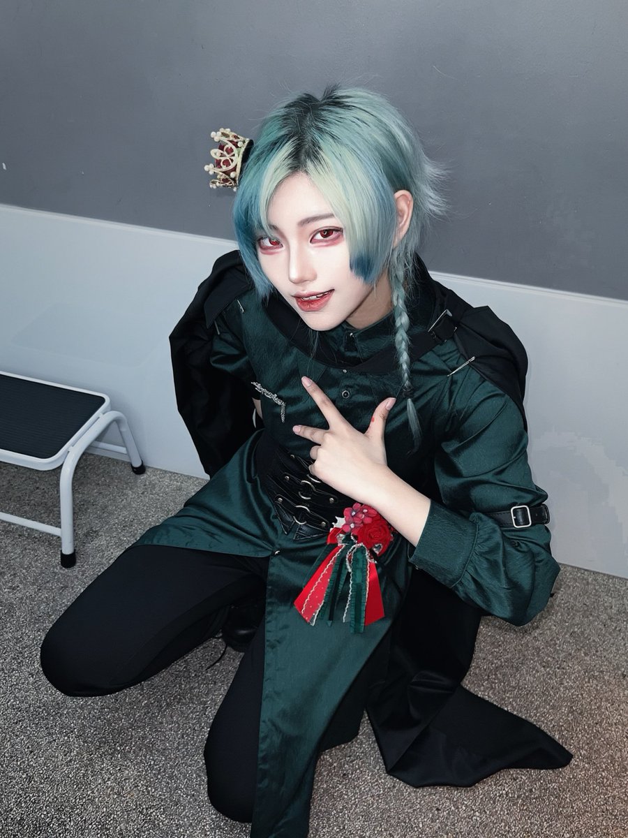 로지 ロジ tweet media