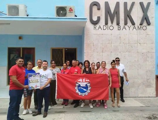 #CTCGRANMA Como parte de las actividades del dia internacional de los trabajadores se declaran  las emisoras Radio ciudad monumento y la emisora provincial Radio Bayamo voz del primero de mayo