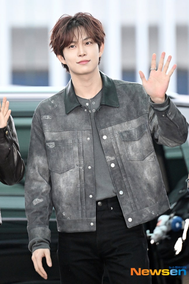 Delma | ARIRANG | love geonwoo🌸 tweet media