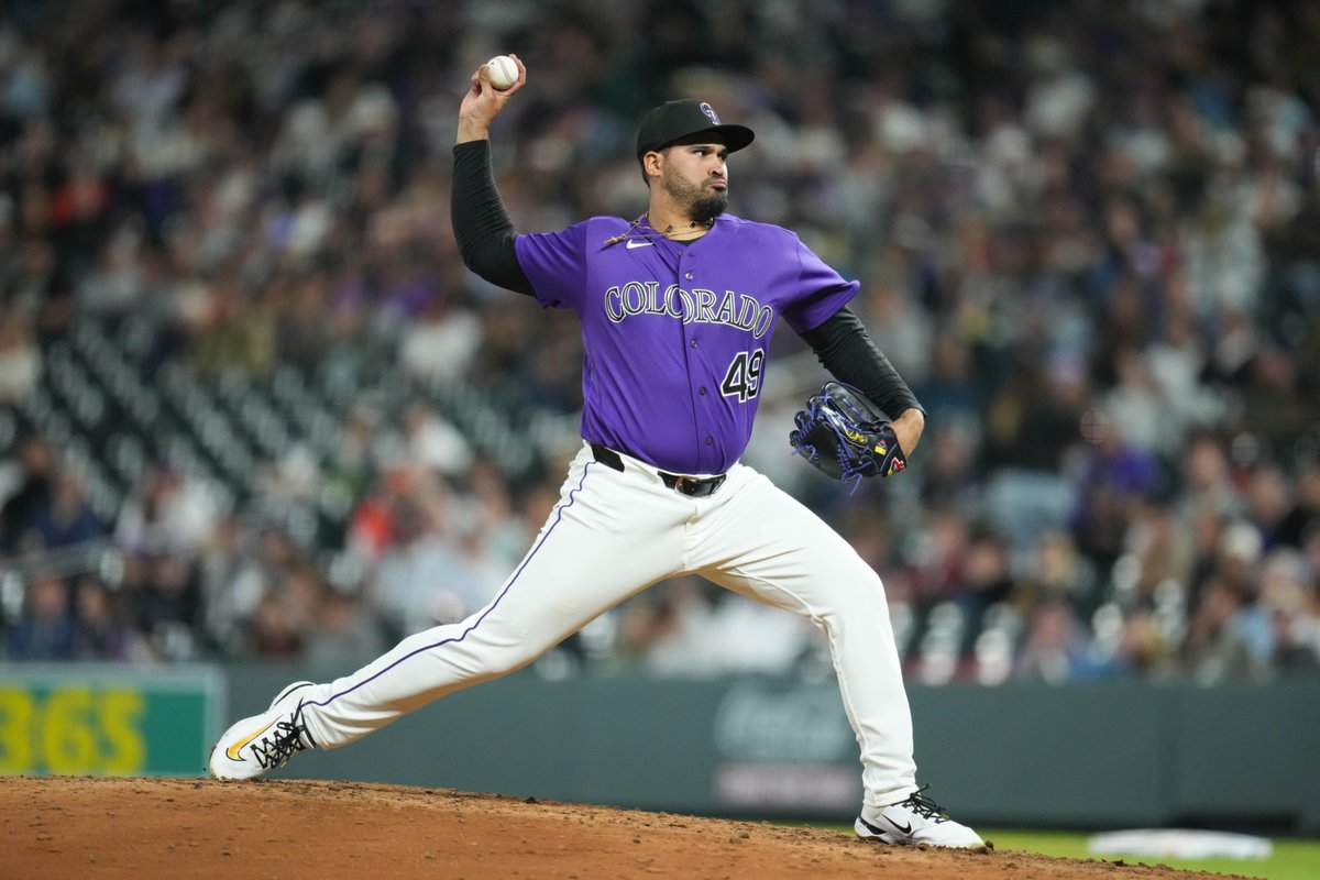 Rockies's tweet photo. Senza last night 😎

2.2 IP | 0 H | 0 R | 0 BB | 3 K https://t.co/aWdJgulECK