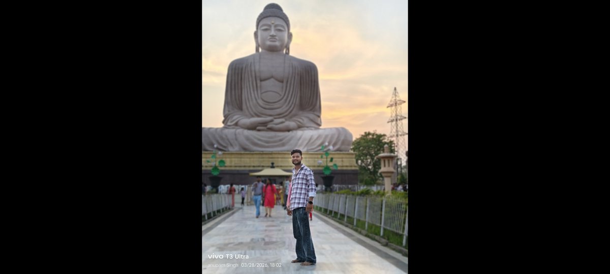 EdingSingh's tweet photo. 💕BODH GAYA BIHAR💗
.
.
#anupam_singh63_official #bodh #gaya #bihar #likeme https://t.co/1PExF8B5Sa