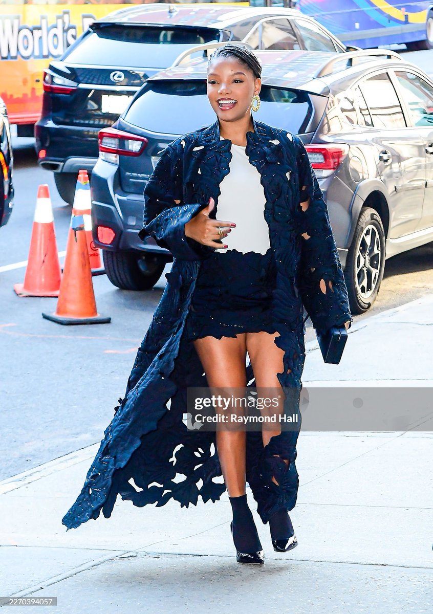 Chlöe x Halle Now tweet media