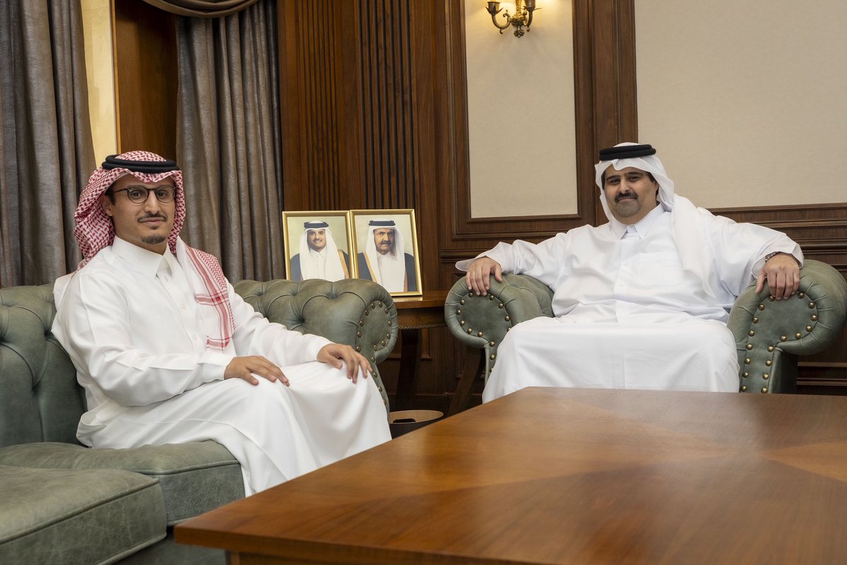 QNAEnglish's tweet image. #Qatar Media Corporation CEO Meets #Saudi Ambassador
#QNA
bit.ly/4vhBZHF