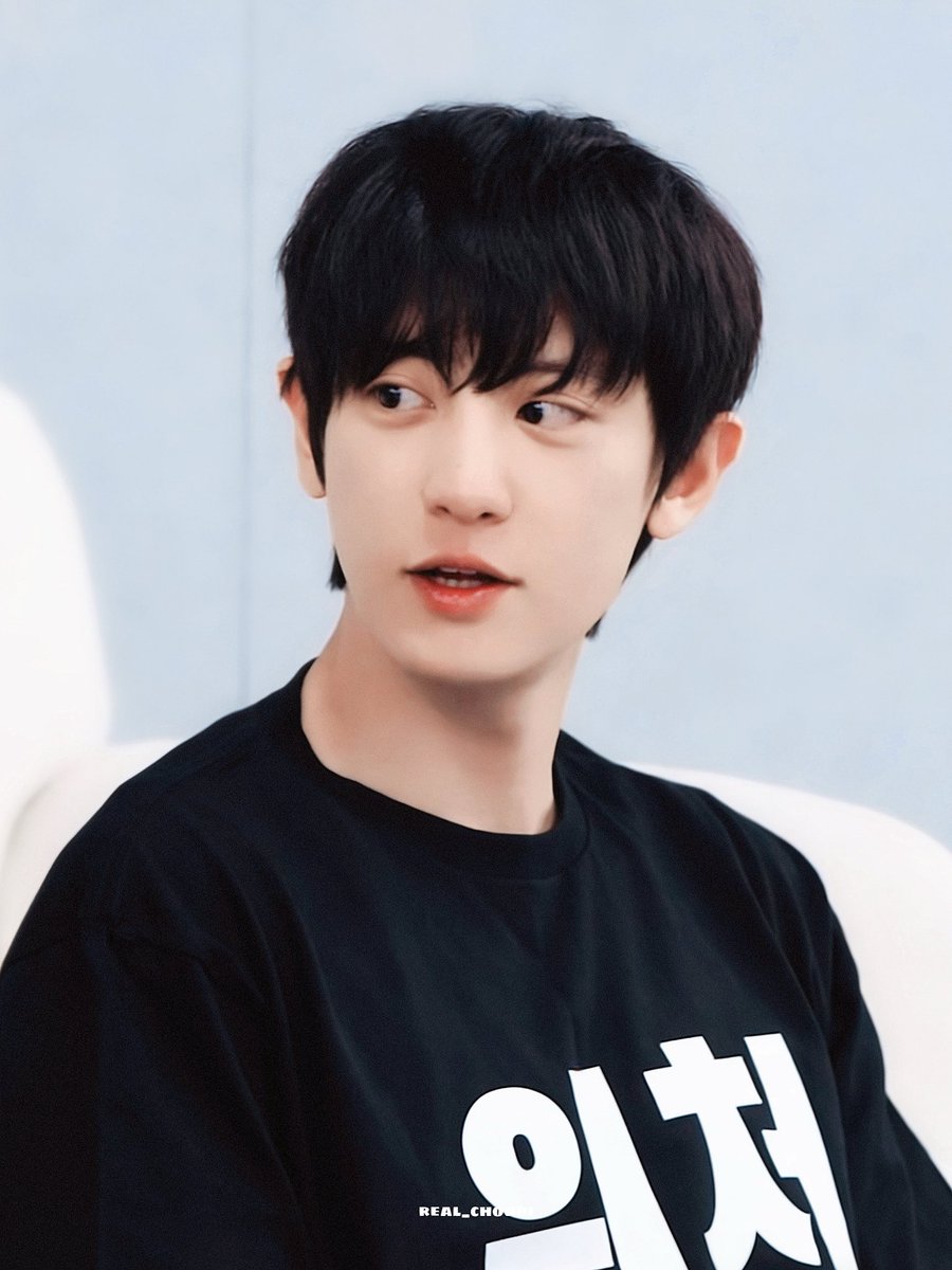 real_choupi's tweet photo. 260408 위아원 처하자

#찬열  #CHANYEOL https://t.co/Ni10CBS7Le