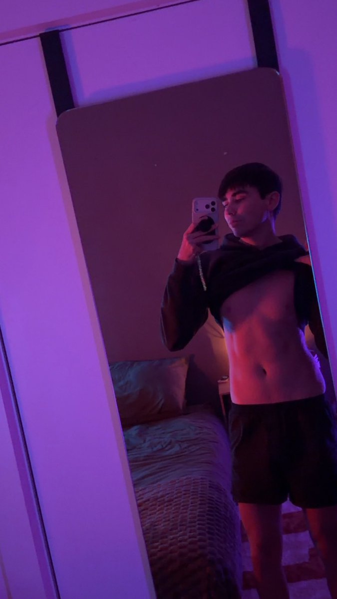 Just Alex (18+) tweet media