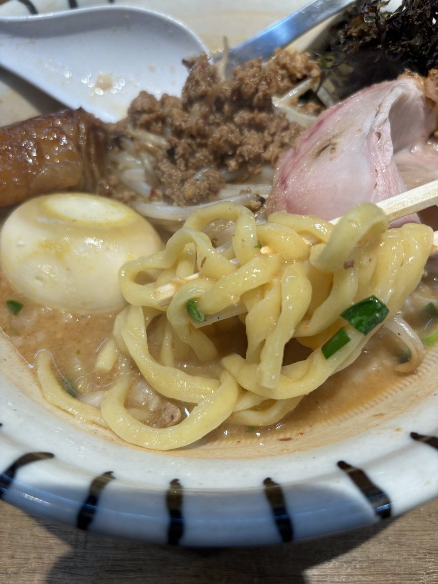 カズ@マモハン tweet media