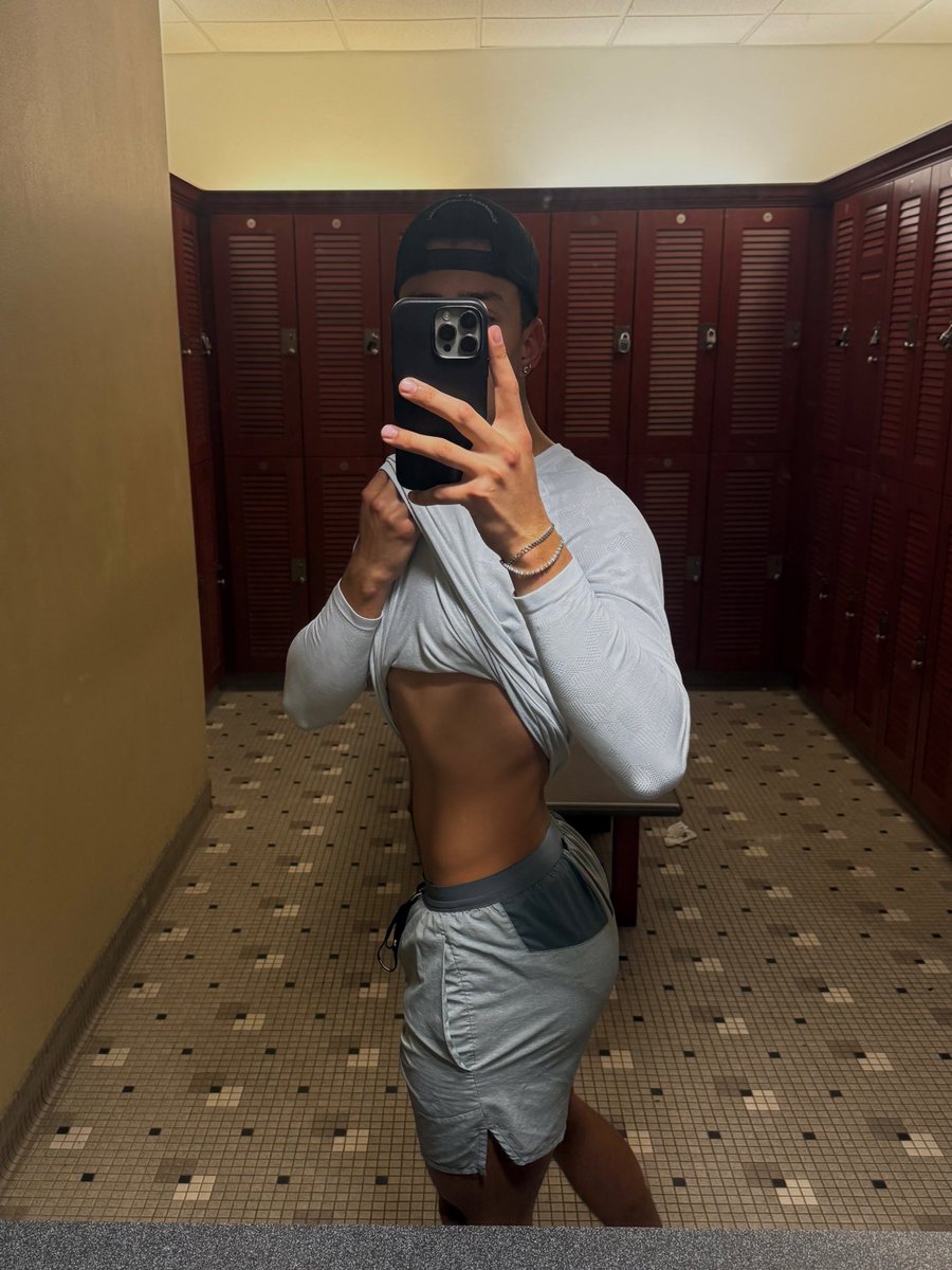 Chandler tweet media