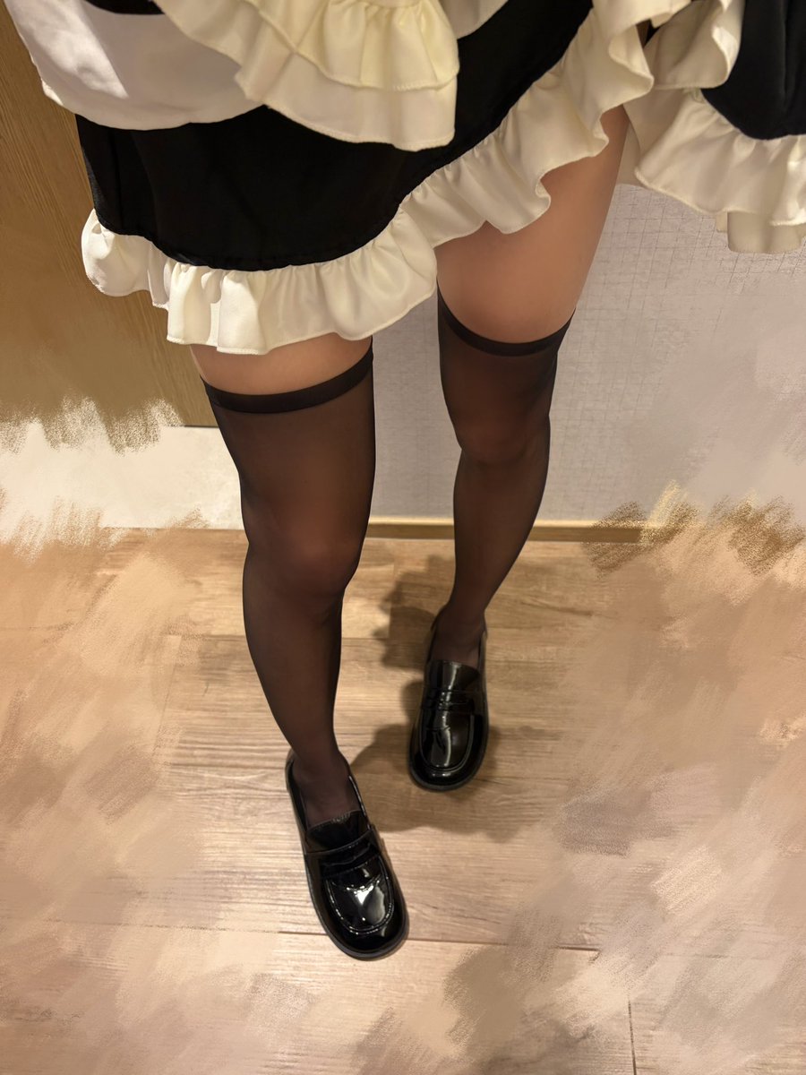 cCDokiogpu's tweet photo. 大号CcDoki被封了，现在还没解，先关注着吧，后续还有好些作品要发
#男娘 #femboy #女仆 #白丝 #黑丝 #长筒袜 https://t.co/8A4BHobUfx