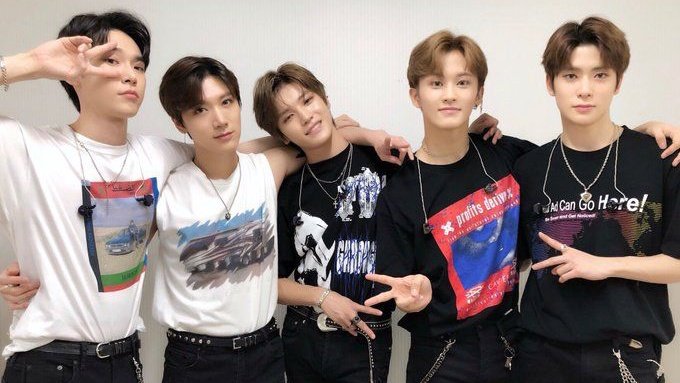 𖹭¹⁴²⁷ tweet media