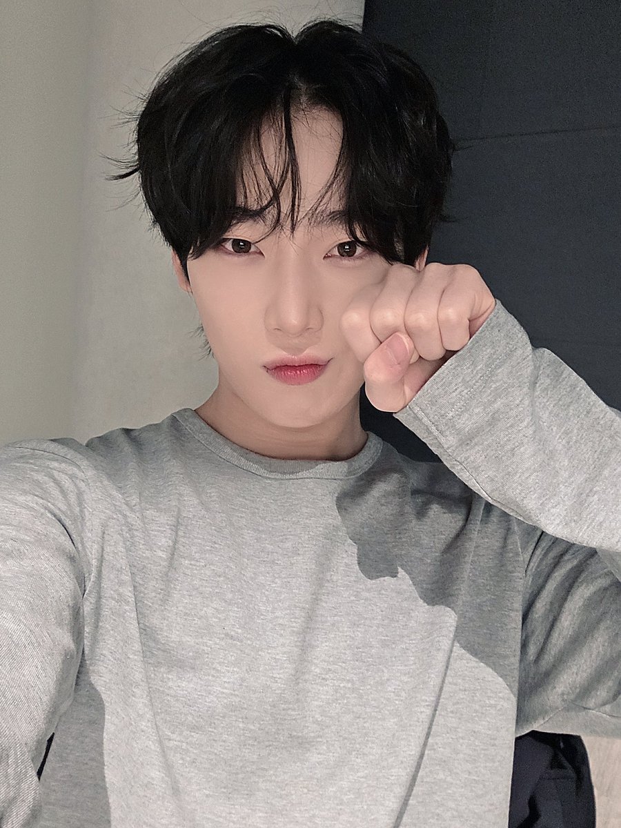 qys 7໒꒱ིྀ༝⁺ 📌 tweet media