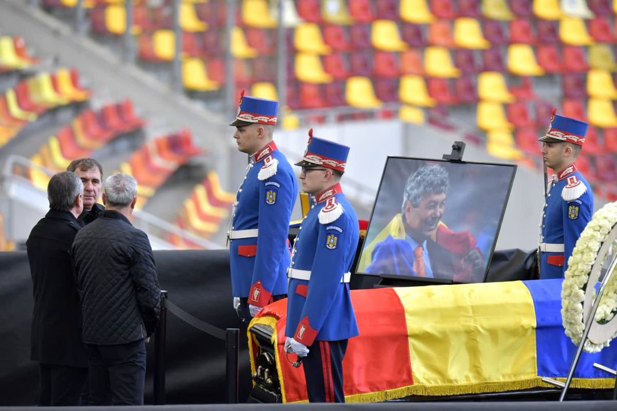 Foot Roumain 🇷🇴 tweet media