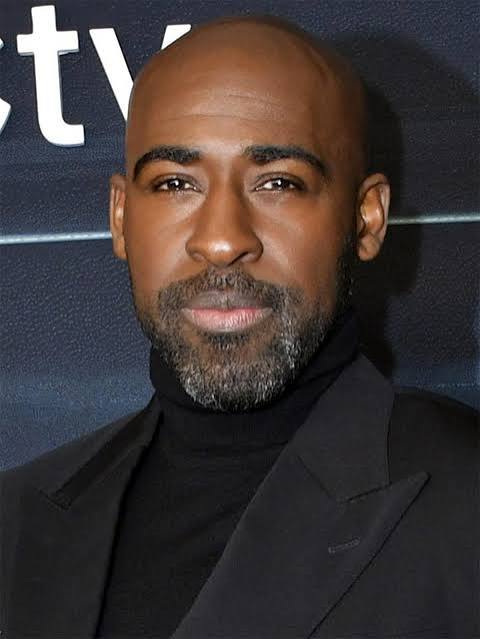 mandy ✨ | benophie 🎭 & philoise 🌻 era tweet media