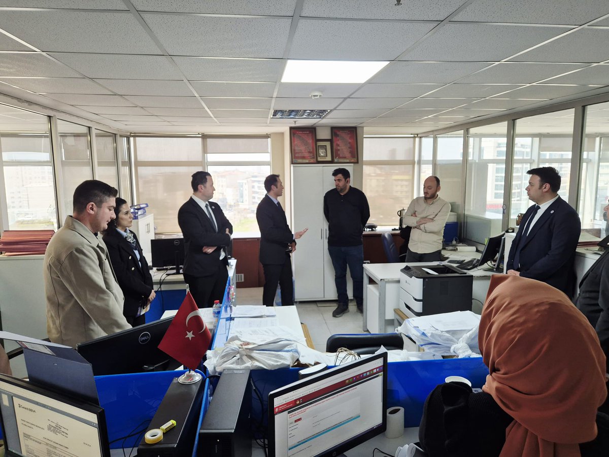 Kariyer Büro Sendikası İstanbul Şubesi tweet media