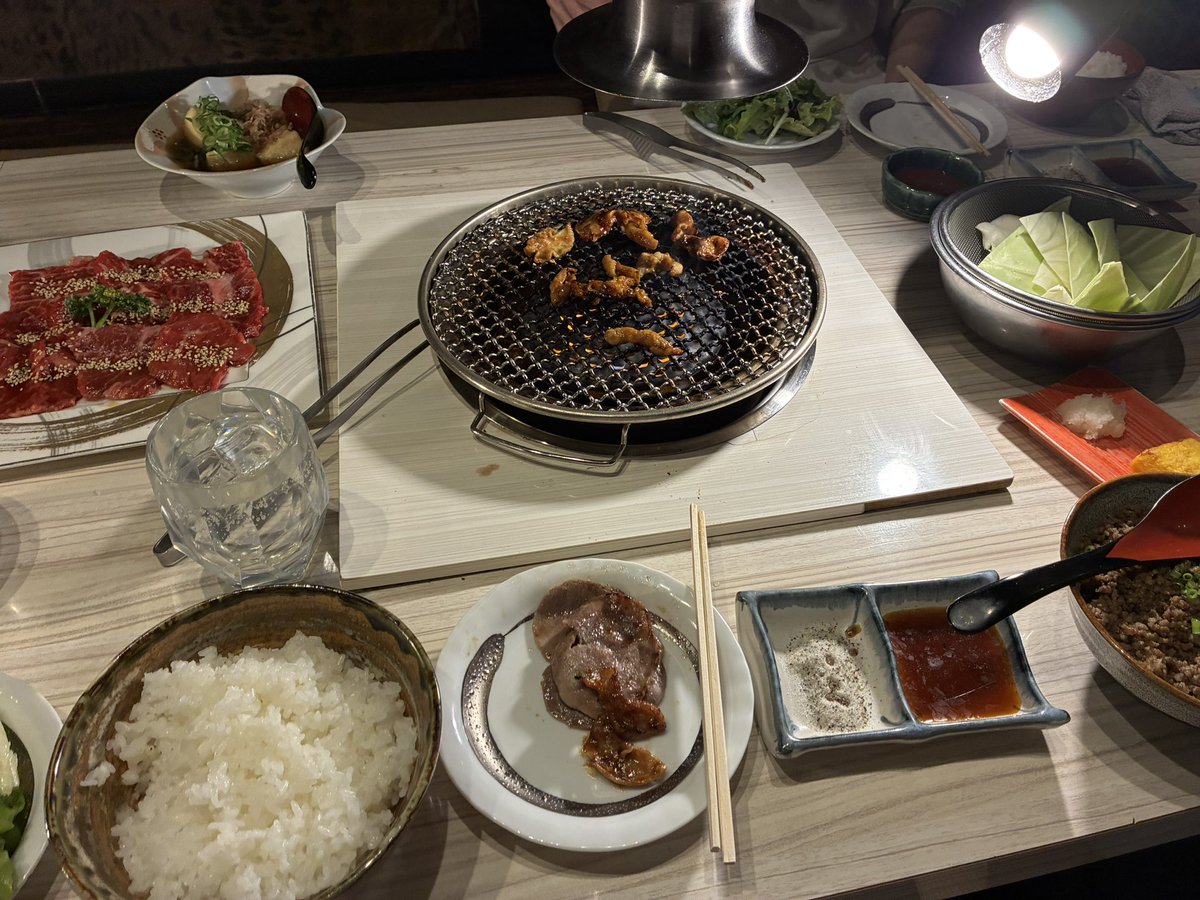 MisterWalk7's tweet photo. やきにく https://t.co/3ox4WecroN