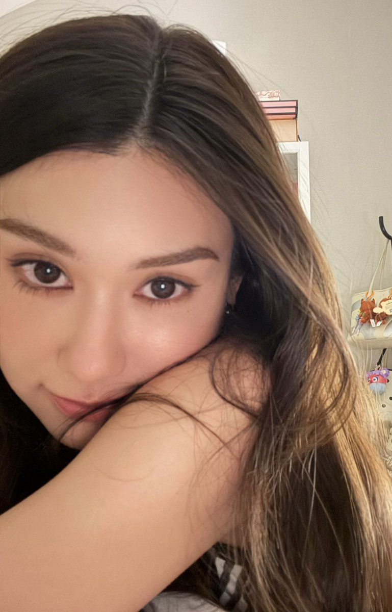 Lalinalena 🦋 tweet media