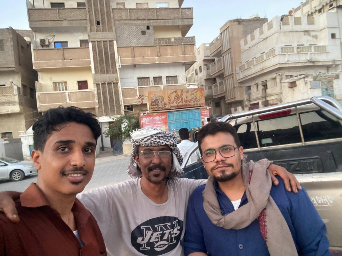 m775530's tweet photo. الخبر المفرح هذه الليله هو اطلاق سراح الصديق العزيز الاستاذ أمجد الرامي بعد اعتقال دام لحوالي اسبوع  نحمد الله على سلامته،  وباذن الله يتم الافراج عن بقية المعتقلين في القريب العاجل . https://t.co/U7NCW8zGqv