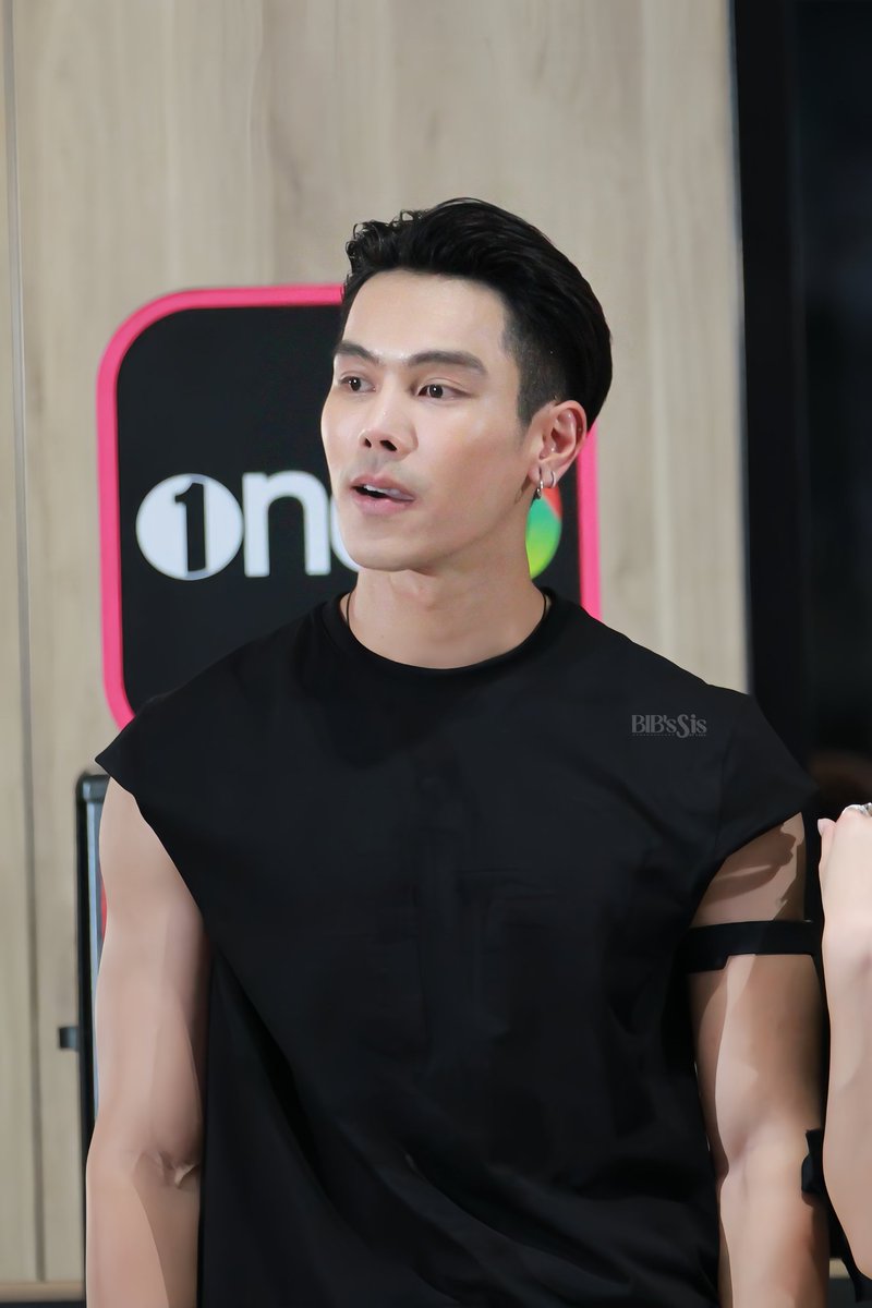 bib's sister tweet media