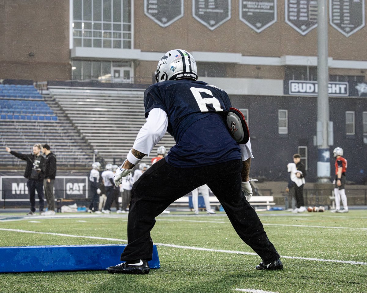 coachtfogg's tweet image. Shark of The Day … 

Practice #4: Fatim Diggs 🦈 

#Linebackers #SharkMentality #Hungry