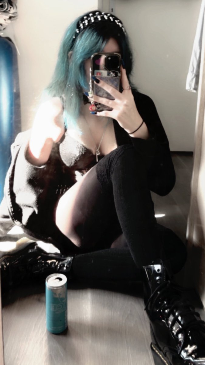 草莓🍓 tweet media