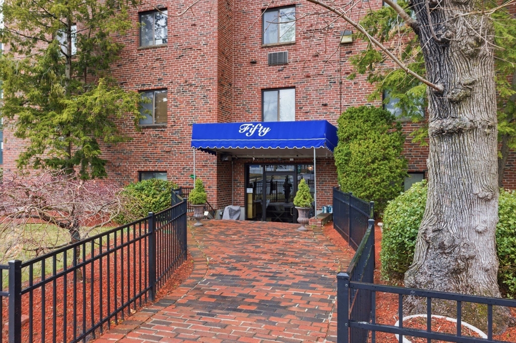 lisasantilli's tweet photo. 📅 OPEN HOUSE | ⏰ Thu, Apr 09, 2026 04:00 PM - 05:30 PM

🏠 50 Water Street #46, Medford, MA 02155

https://t.co/ysVByp4o6F https://t.co/51icUtBOgY