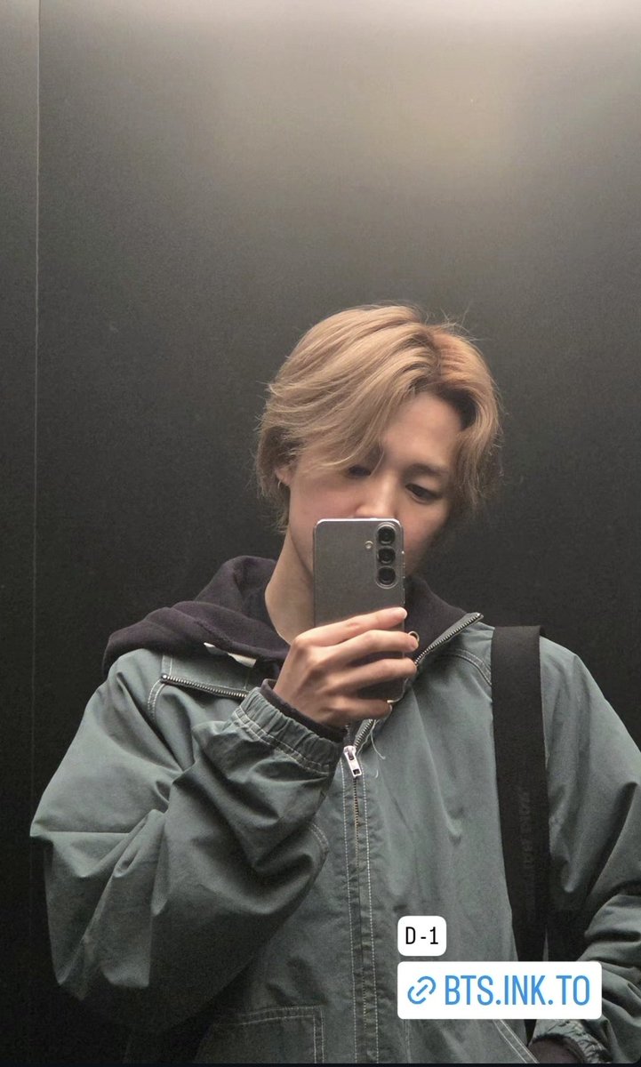 Nicolle ⟭⟬⁷ tweet media