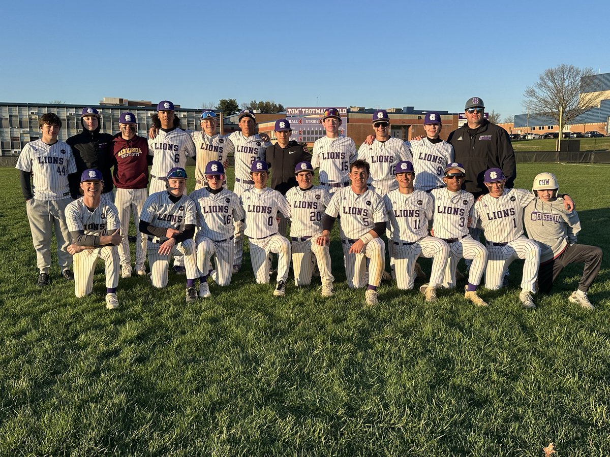 Coach Mac tweet media