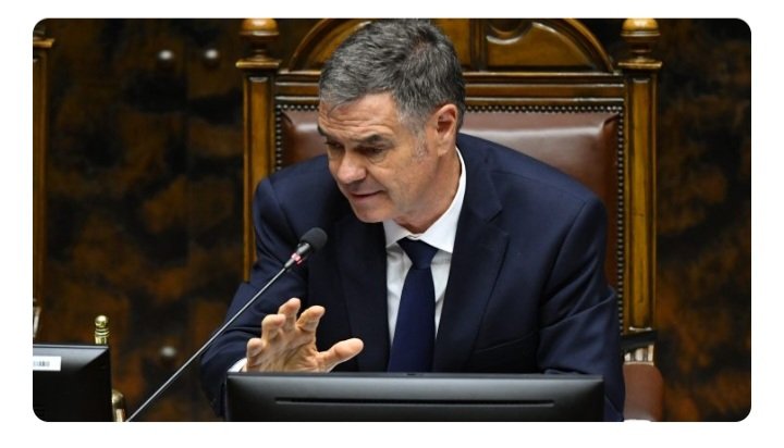 RojaDelPueblo tweet media