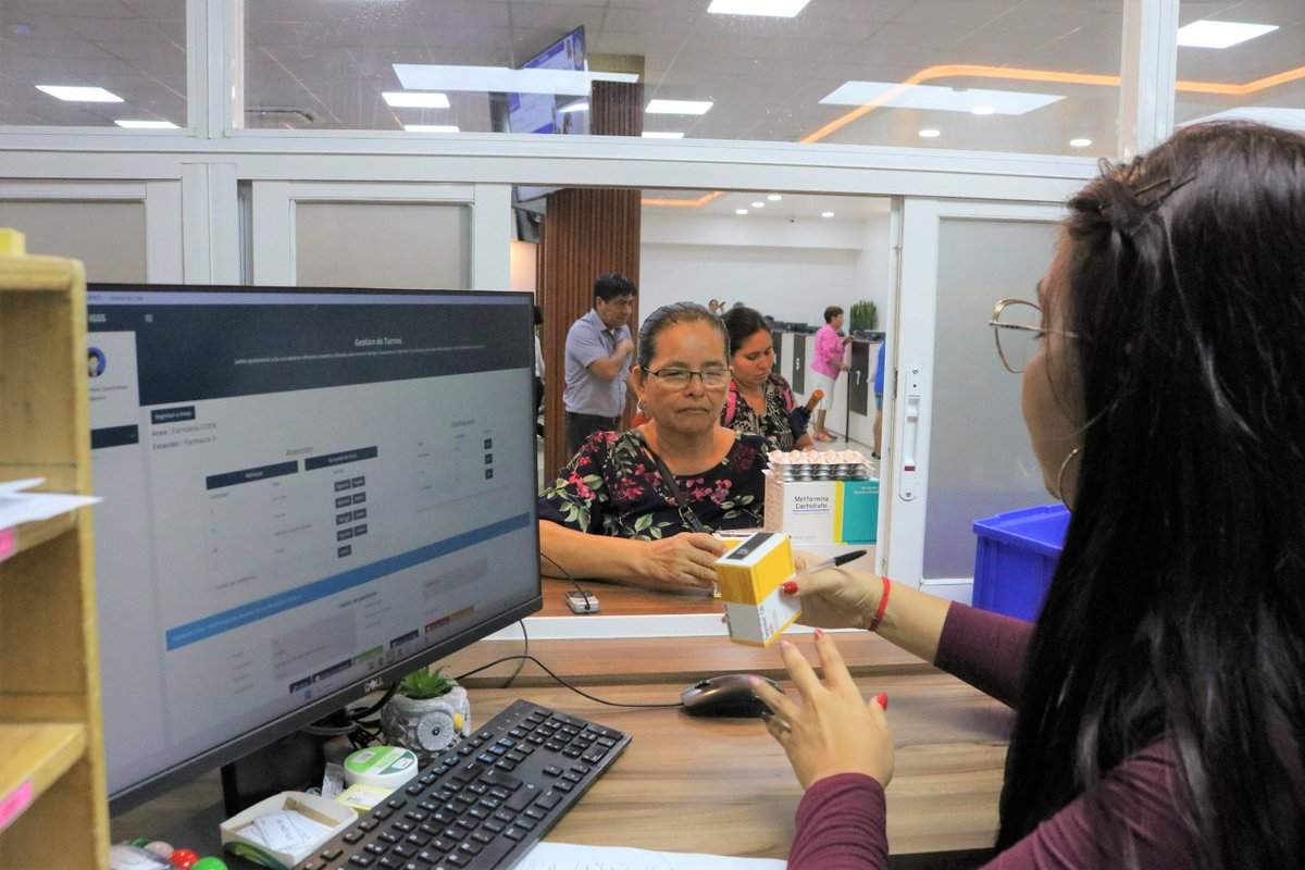 IGSS_gt's tweet image. 🎊🏥🥳 #Aniversario | El Hospital de #Escuintla del #IGSS fortalece servicios y atención en su 64 aniversario, con más de 12 mil consultas mensuales.📊
👉Lea más: tinyurl.com/kb9zypym 🔍
#UnIGSSMásCercaDeTi