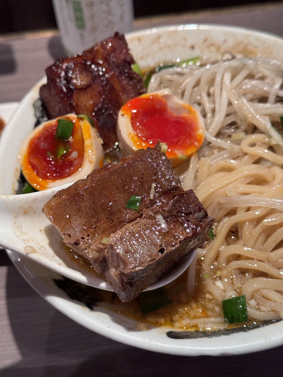 3270Luis's tweet photo. Late-night craving Our tiny spot serves warm miso ramen + crispy gyoza till 2 AM. Come in—your comfort bowl’s waiting. https://t.co/GntNxpX0nC