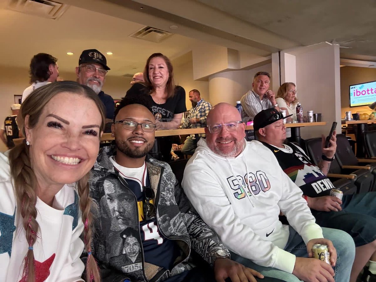 PRC_PrepRite's tweet image. 🏀  Basketball was great, but the company was better! We value partnerships that go beyond business. Grateful for everyone who joined us at the Nuggets vs. Spurs game this past weekend 💙 💛  

#buildingalegacy #prepritecoatings #nuggetsnation #suitelife #slamdunkpartners