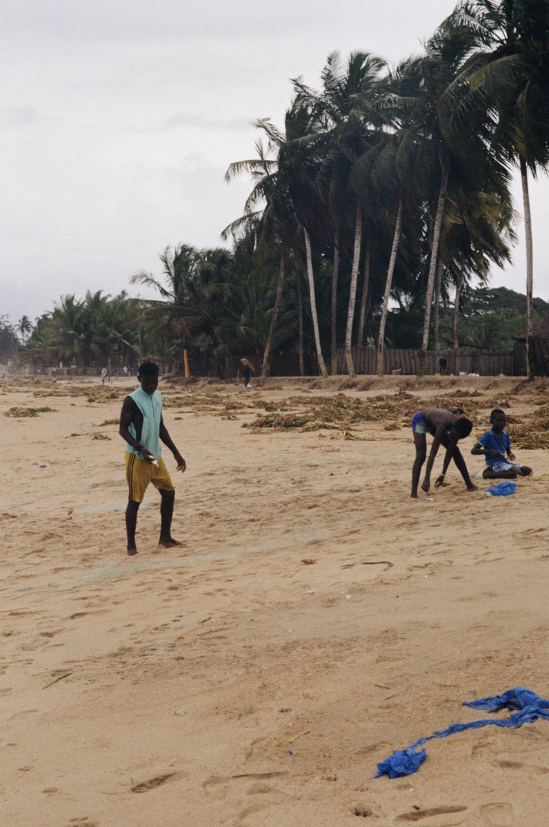 Seen in Abidjan + Grand Basaam, Cote d’Ivoire by <a href="/vjllnvuil/">Alexia Yangni N’da</a>
