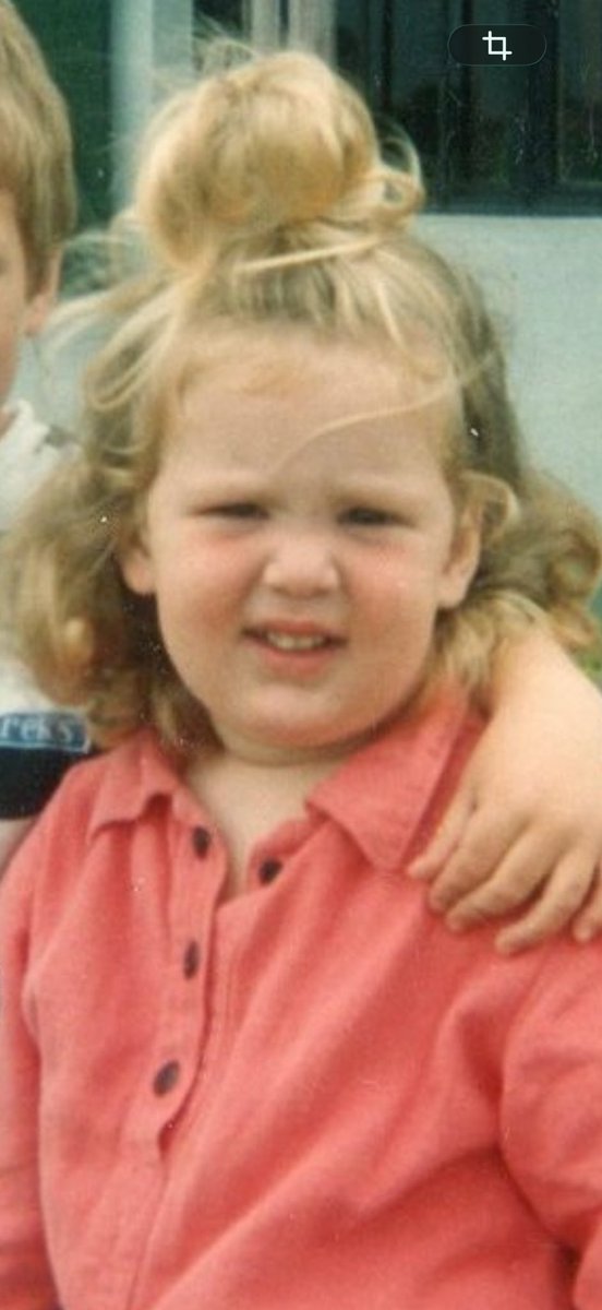 Constanza tweet media